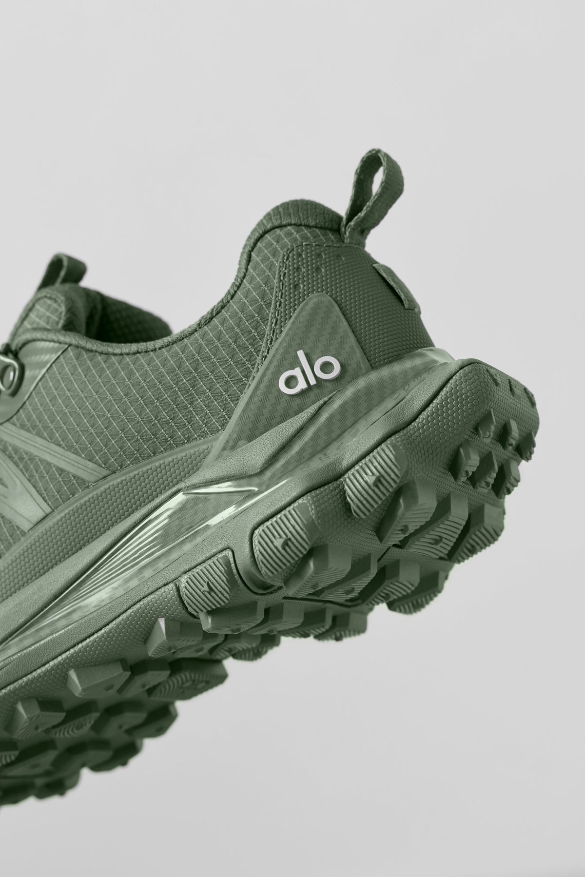ALO Trail (Unisex) - Bamboo Green